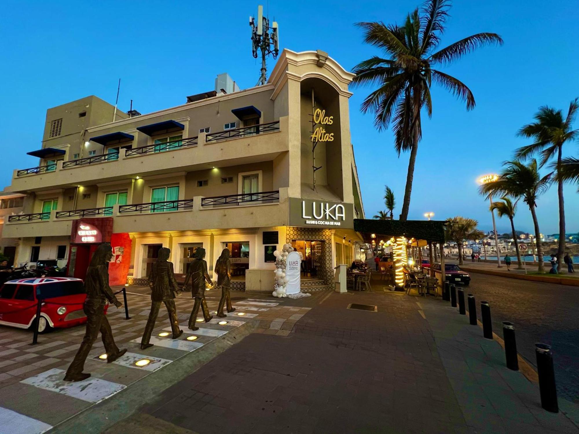 Hotel La Siesta Malecon Масатлан Экстерьер фото