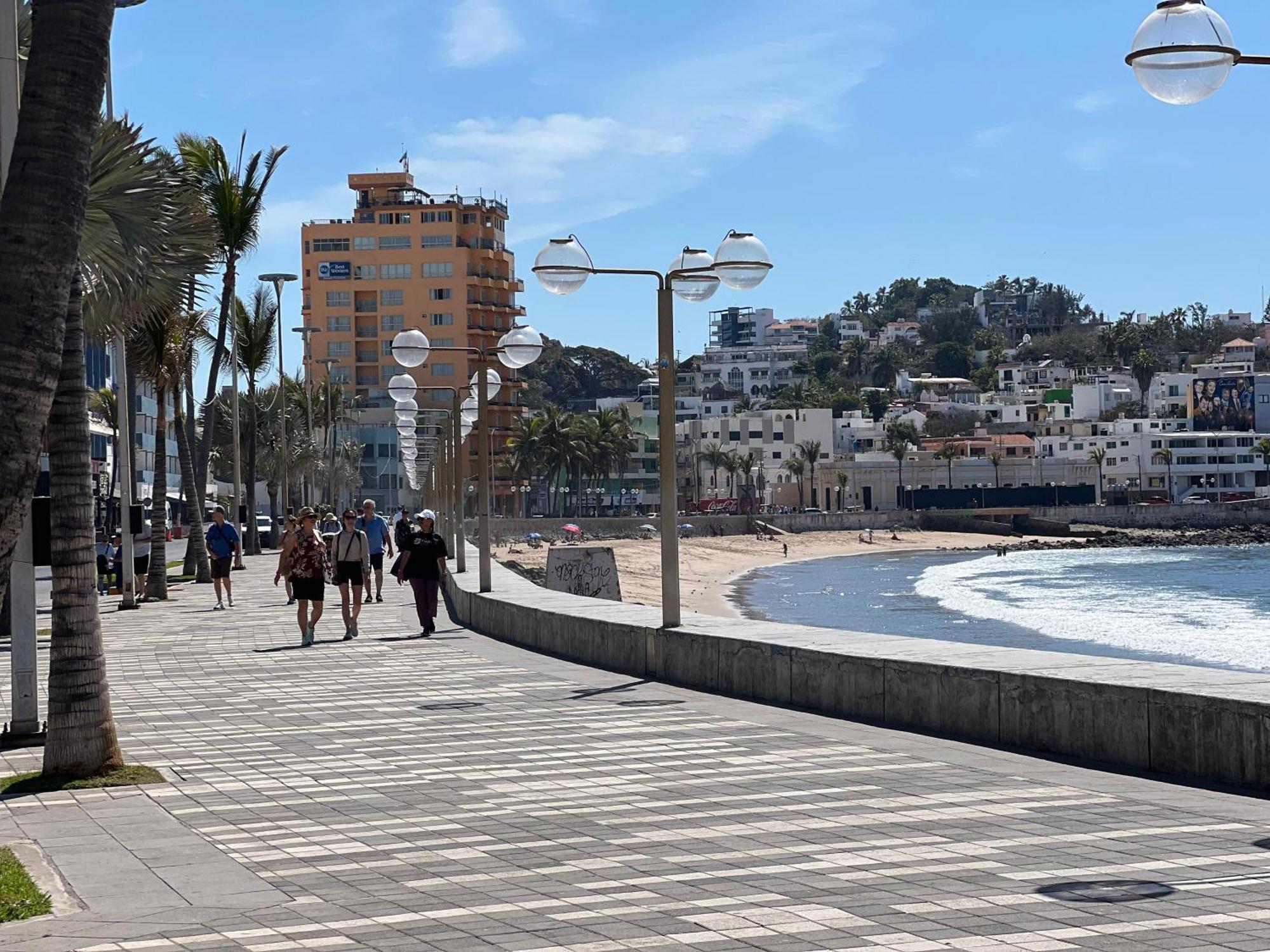 Hotel La Siesta Malecon Масатлан Экстерьер фото