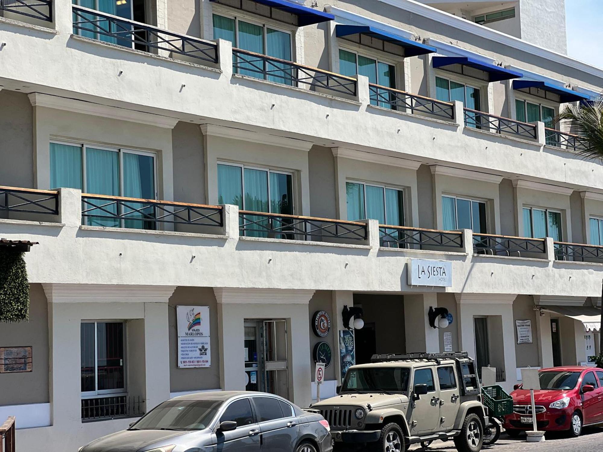 Hotel La Siesta Malecon Масатлан Экстерьер фото