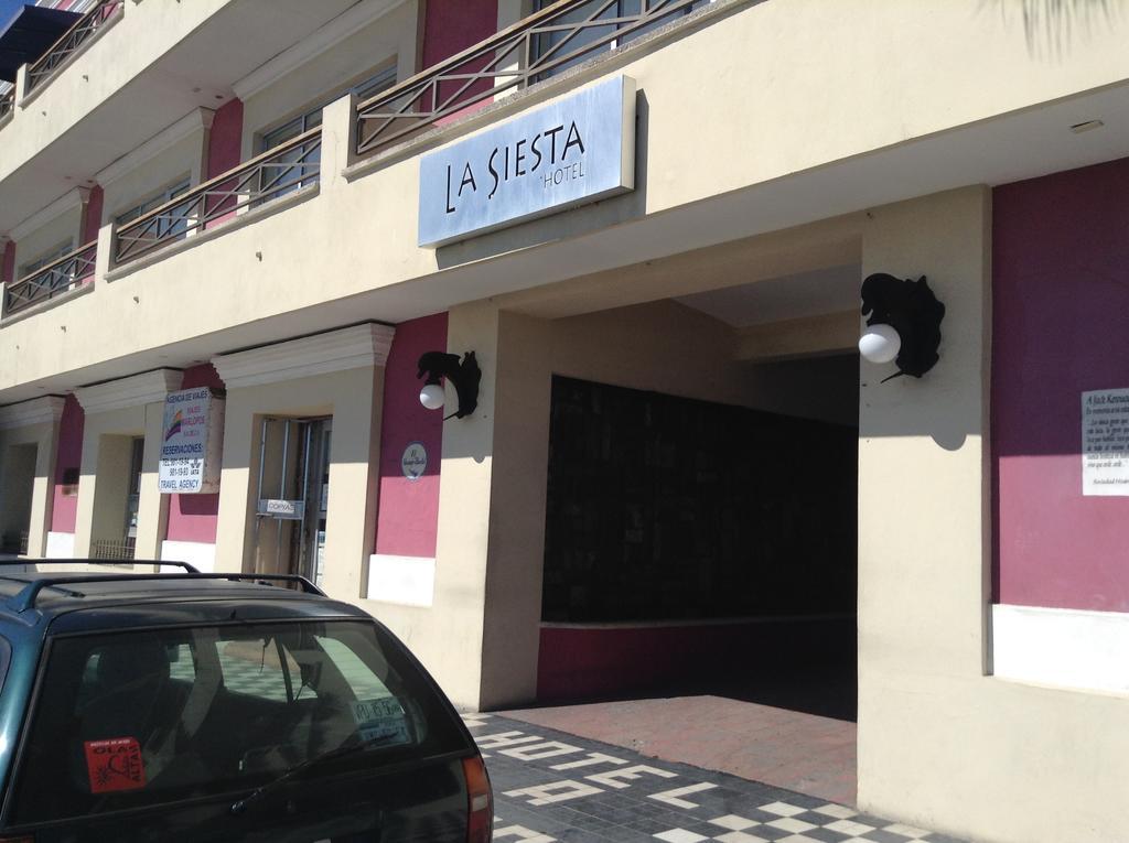 Hotel La Siesta Malecon Масатлан Экстерьер фото